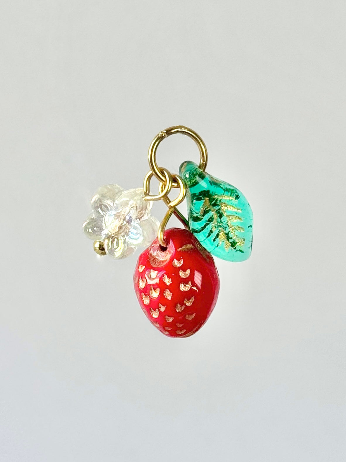FUNKY FRUITS l Strawberry earrings
