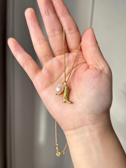 Halskette ,,Howdy'' mit Barock Süßwasserperle