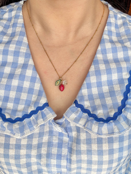 FUNKY FRUITS l Strawberry earrings