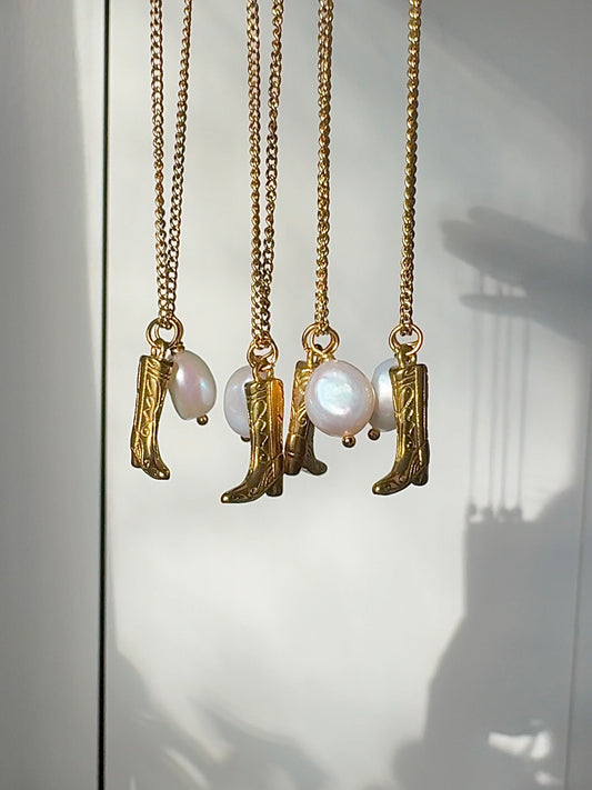 Halskette ,,Howdy'' mit Barock Süßwasserperle