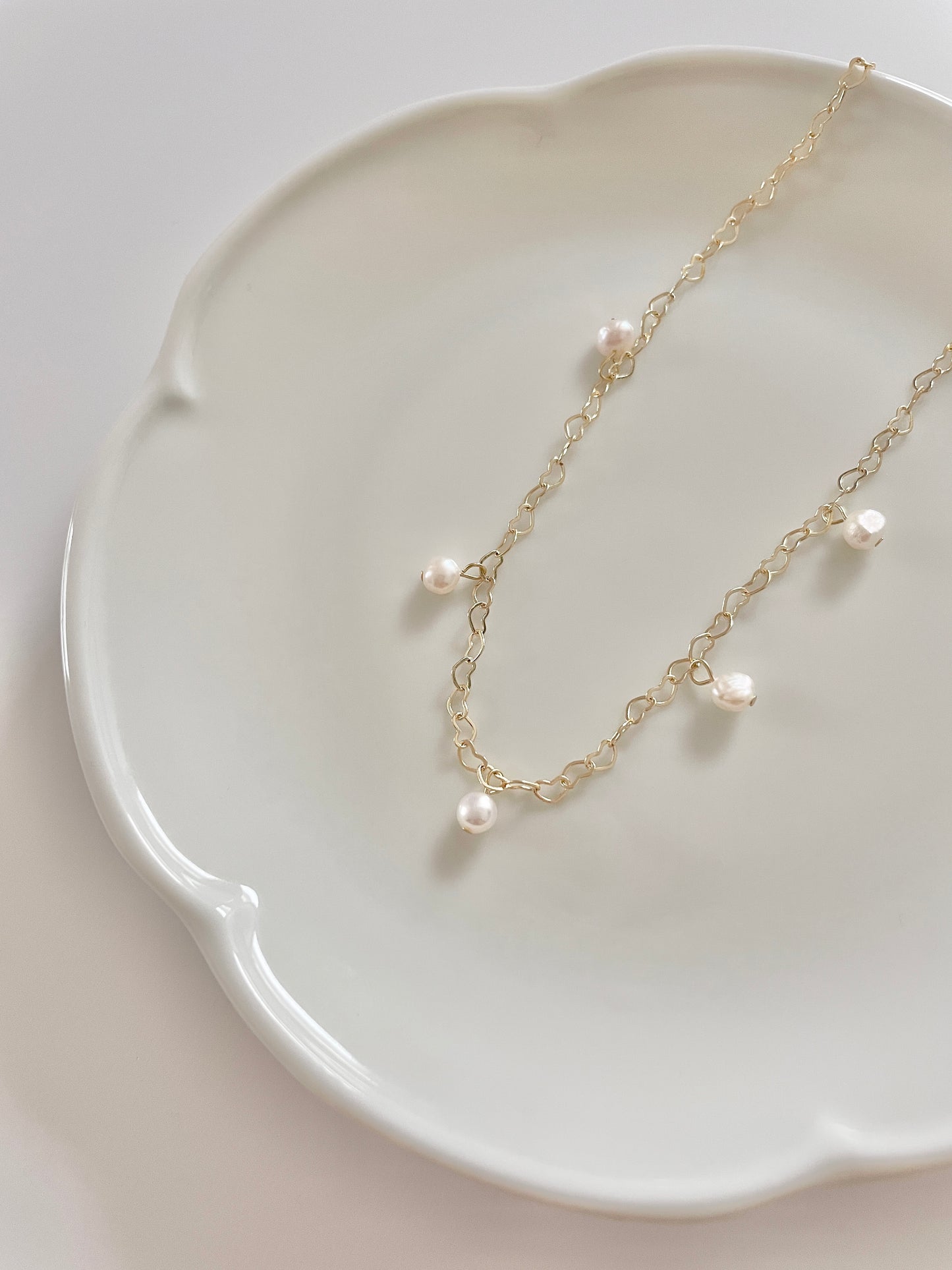 Bracelet/Choker ''Follow your heart'' - Thin chain with heart motif