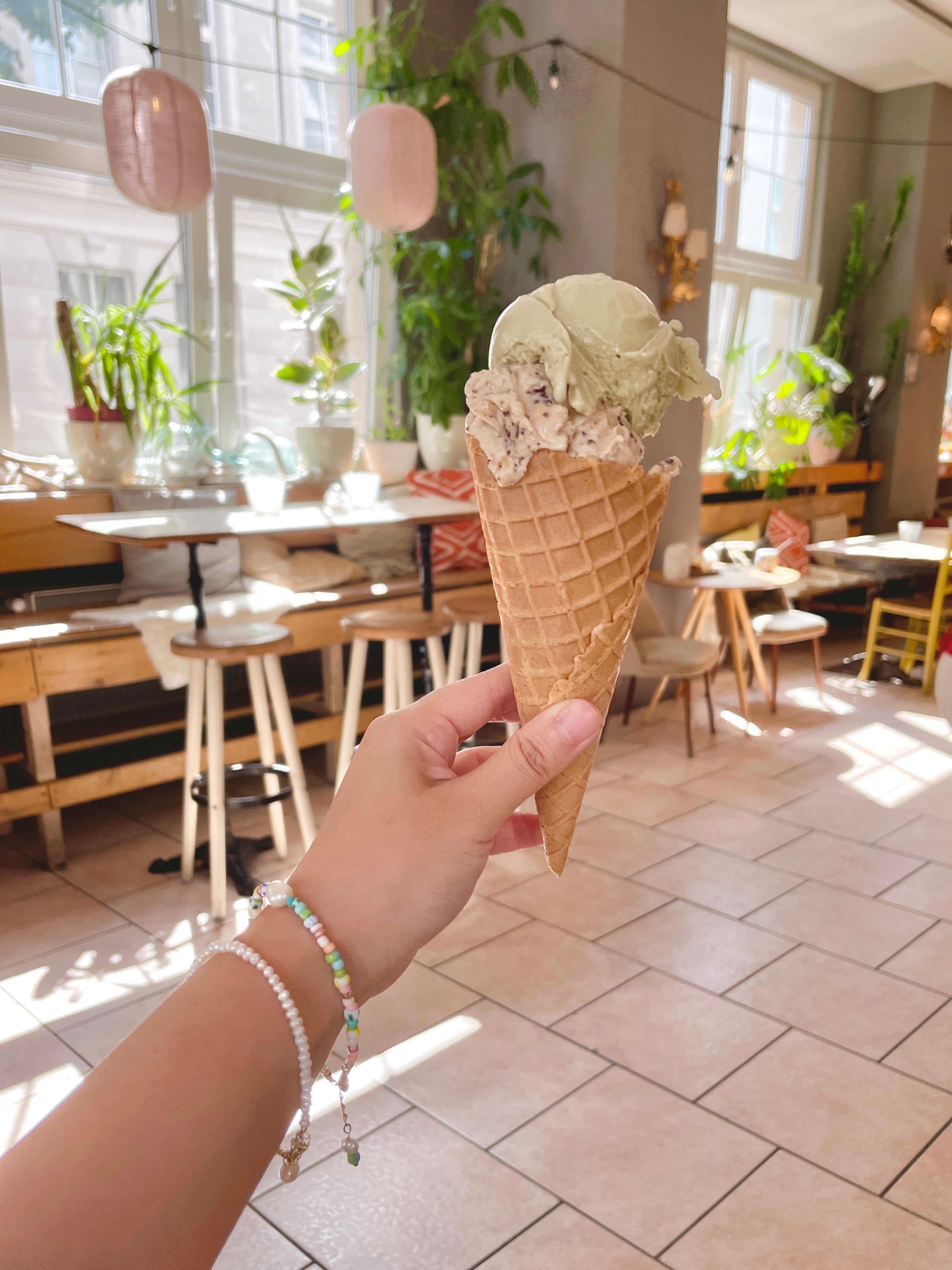 Gelato 4ever - Gelatière MYA60 avec 10 briques de crème Gelato 4ever - Gelatière MYA60 avec 10 briques de crème