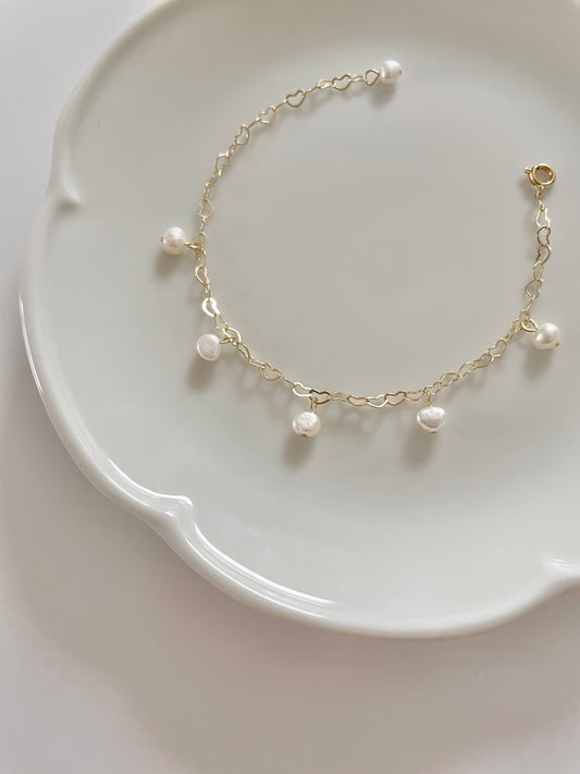 Bracelet/Choker ''Follow your heart'' - Thin chain with heart motif